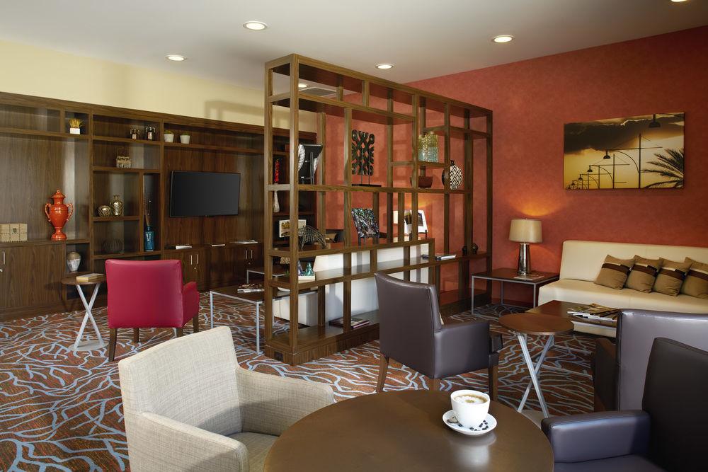 Courtyard By Marriott Эрмосильо Экстерьер фото
