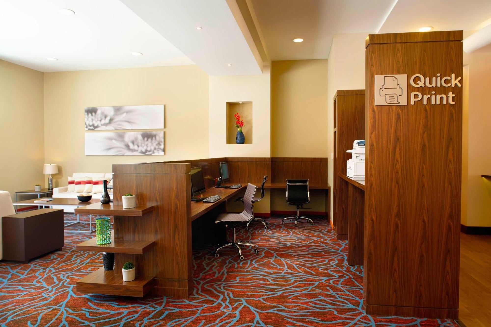 Courtyard By Marriott Эрмосильо Экстерьер фото