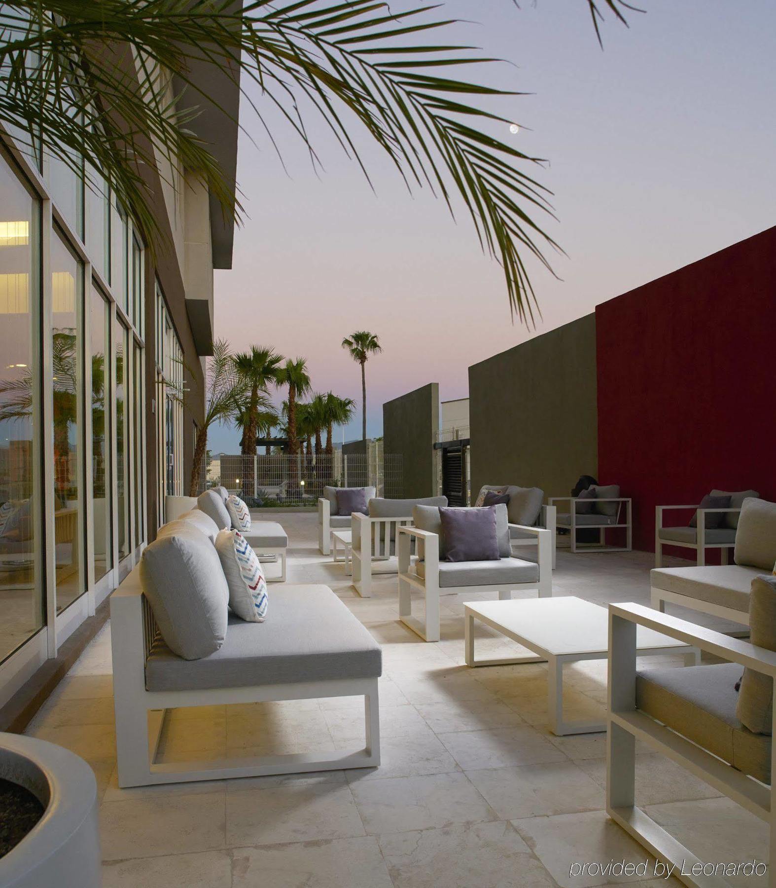 Courtyard By Marriott Эрмосильо Экстерьер фото