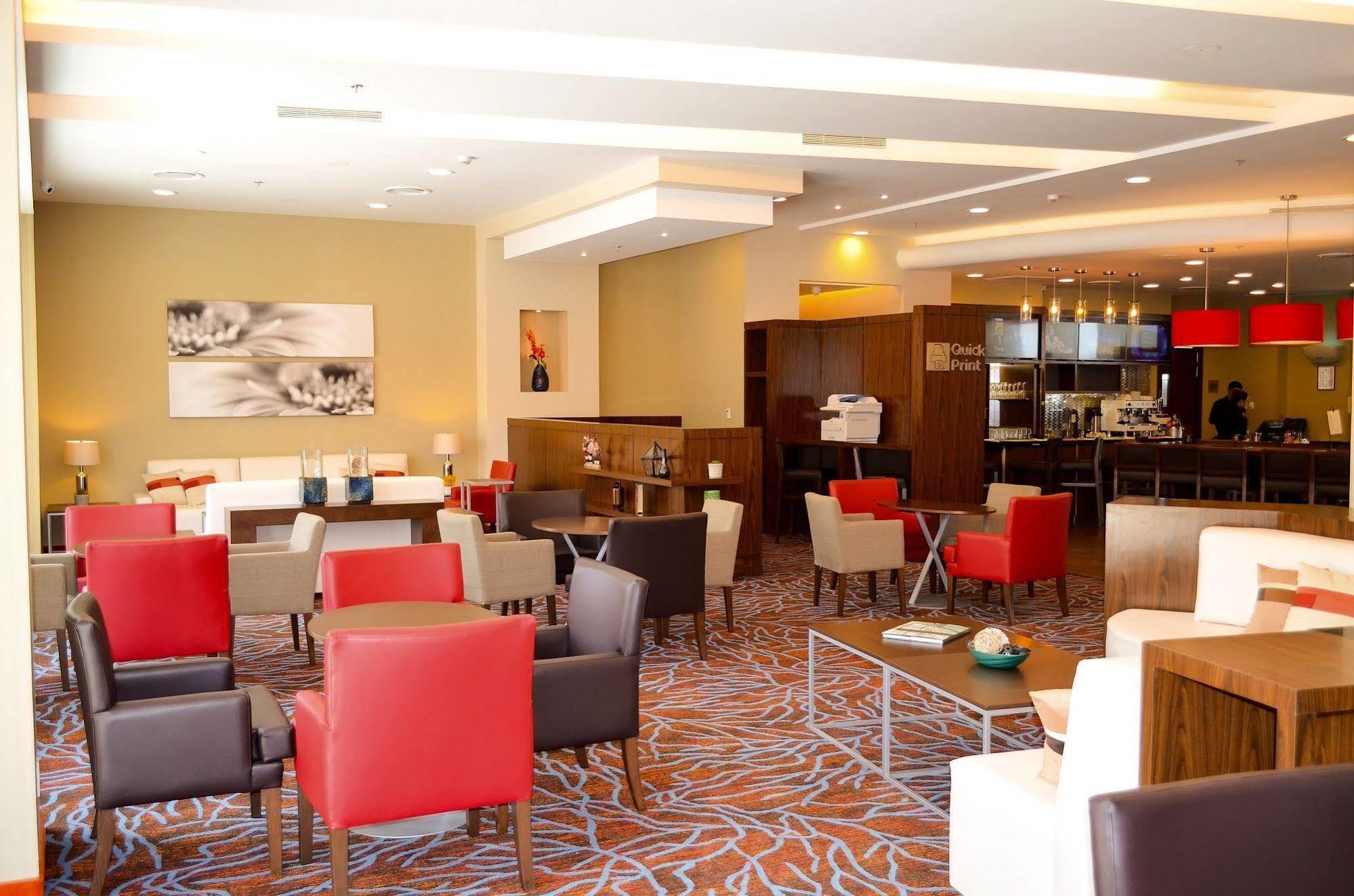 Courtyard By Marriott Эрмосильо Экстерьер фото